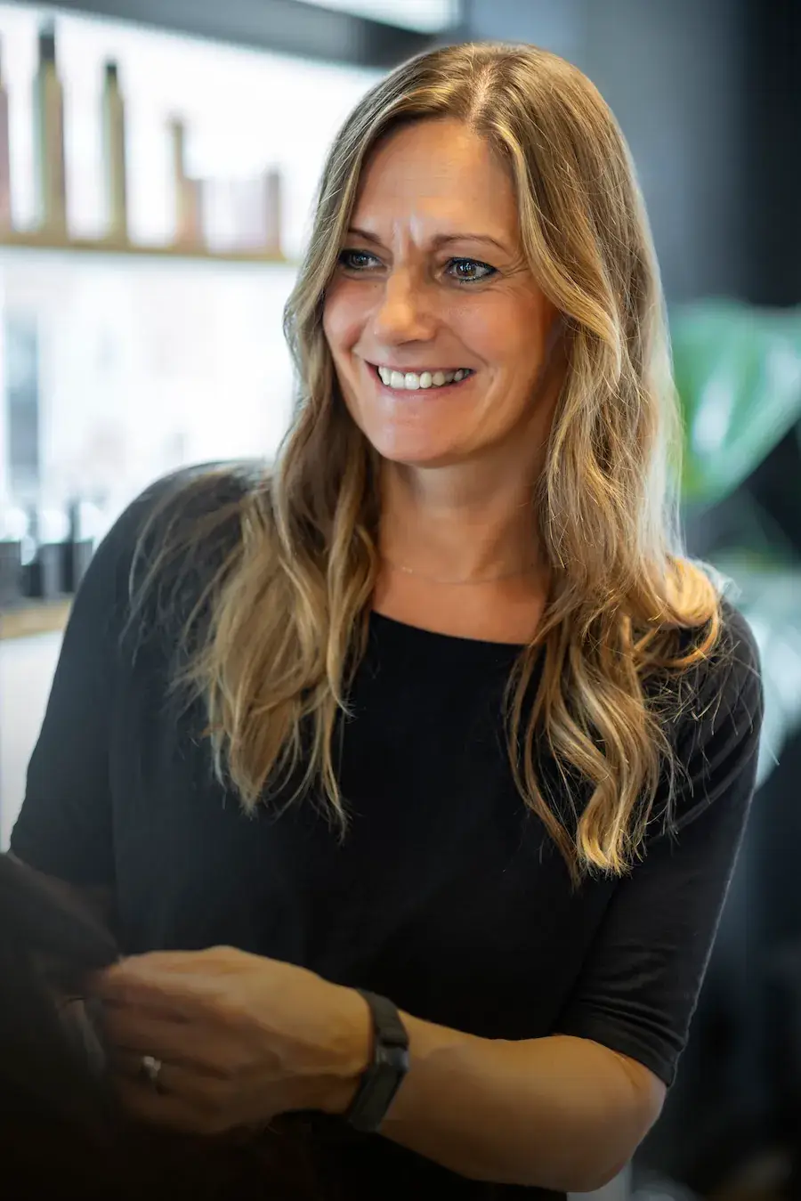 Wila Friseur Erding – Ihre Styling-Expertin im Team von Salon Haarem.