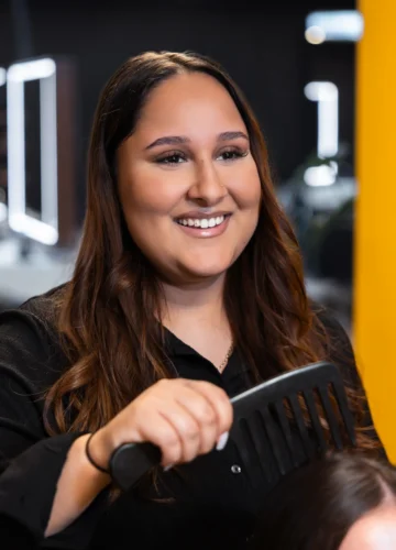 Andrijana Friseur Erding – Ihre Styling-Expertin im Team von Salon Haarem.