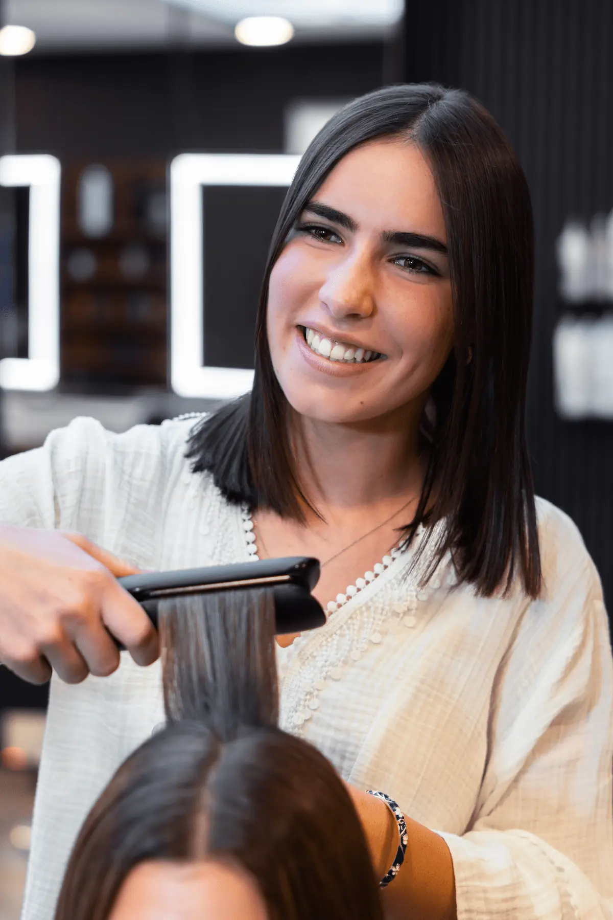 Juliane Nachwuchs-Assistenz bei Friseur Haarem Erding